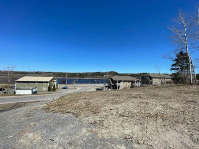 /international/ca/63-rue-panoramique-chicoutimi-quebec-120075467786/