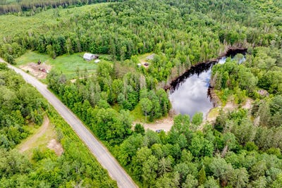 /international/ca/574-route-du-moulin-notre-dame-de-montauban-quebec-120091930245/