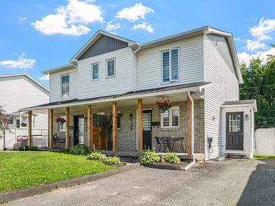 /international/ca/738-rue-maisonneuve-granby-quebec-310109172845/