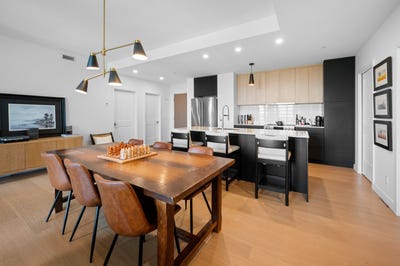 /international/ca/975-av-roland-beaudin-sainte-foy-sillery-cap-rouge-quebec-310110285416/