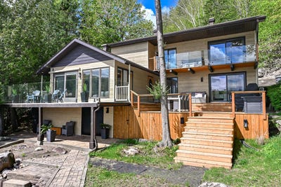 /international/ca/576-305e-avenue-saint-hippolyte-qc-j8a2w5-ca-saint-hippolyte-quebec-310098119696/