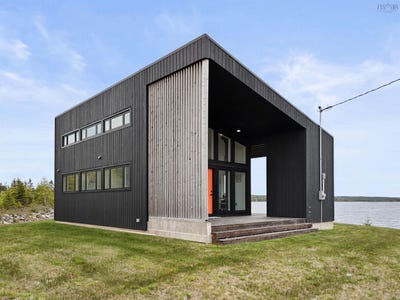 /international/ca/410-mailman-branch-road-liscomb-nova-scotia-310100662946/