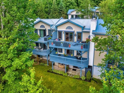 /international/ca/1360-rue-chantovent-sainte-adele-quebec-310106968776/