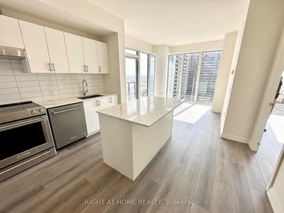 /international/ca/2115-9000-jane-street-vaughan-ontario-310107521386/