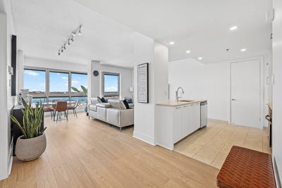 /international/ca/859-rue-de-la-commune-e-702-montreal-ville-marie-quebec-310101563377/?lang=fr
