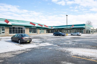 /international/ca/135e-25e-avenue-saint-eustache-quebec-310105943268/