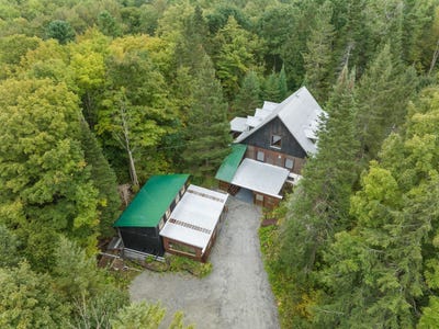 /international/ca/1497-route-105-chelsea-quebec-310107237569/