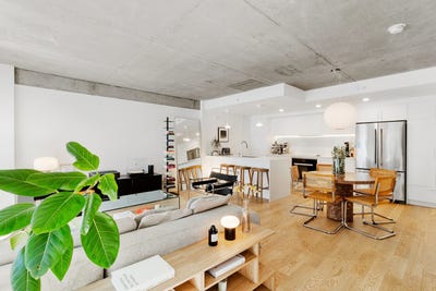 /international/ca/2615-rue-augustin-cantin-a103-montreal-le-sud-ouest-quebec-310100543233/?lang=en