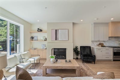 /international/ca/2770-vantilburg-cres-6-langford-british-columbia-310100662420/