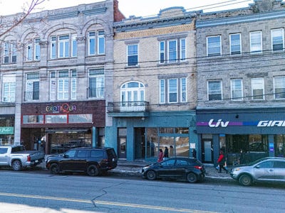 /international/ca/221-rue-victoria-salaberry-de-valleyfield-quebec-310107009031/