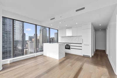/international/ca/720-rue-st-jacques-montreal-quebec-310108133210/