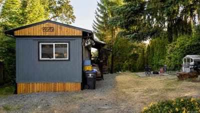 /international/ca/4649-mcquillan-rd-courtenay-british-columbia-310108925055/