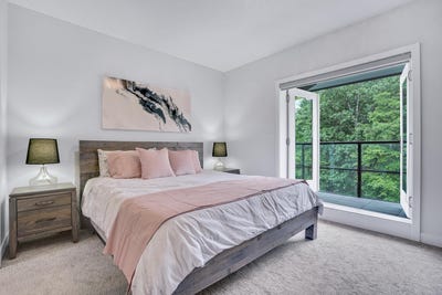 /international/ca/1188-main-street-squamish-british-columbia-310100790938/?lang=zh-cn