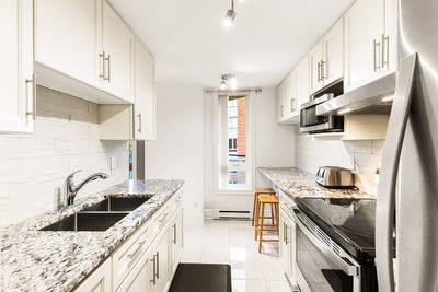 /international/ca/520-boul-de-la-cote-vertu-saint-laurent-quebec-310119961804/