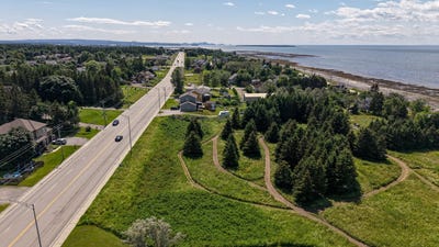 /international/ca/rue-monseigneur-bolduc-rimouski-qc-g5m1l3-ca-rimouski-quebec-310098475180/