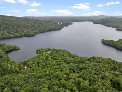/international/ca/187-ch-du-lac-clair-sainte-christine-d-auvergne-quebec-310109906336/