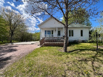 /international/ca/69-ch-du-domaine-levesque-roberval-quebec-310108556014/