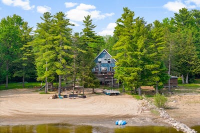 /international/ca/203-ch-owl-s-landing-l-isle-aux-allumettes-quebec-310100277512/