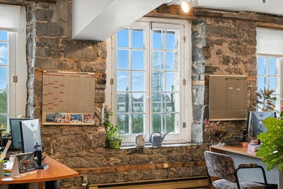 /international/ca/20-rue-st-paul-o-201-montreal-ville-marie-quebec-310100856098/?lang=zh-cn