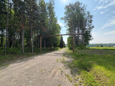 /international/ca/route-132-cascapedia-saint-jules-quebec-310106391985/
