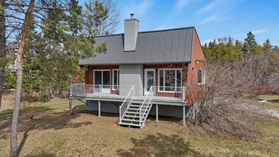/international/ca/93-route-des-pionniers-rimouski-quebec-310107899991/