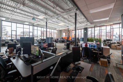 /international/ca/2nd-floor-2nd-floor-772-dovercourt-road-toronto-ontario-310106133662/