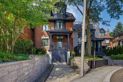 /international/ca/32-edgewood-crescent-toronto-on-m4w-3a9-canada-toronto-prince-edward-island-310110310642/