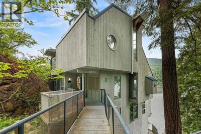 /international/ca/4678-eastridge-road-north-vancouver-british-columbia-310109561490/