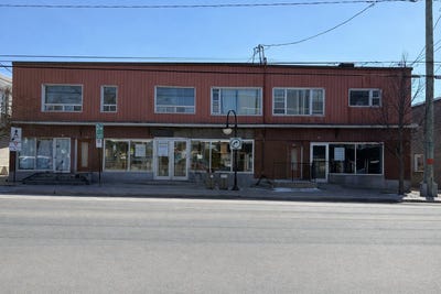 /international/ca/949-959-rue-de-st-jovite-mont-tremblant-quebec-310107237793/