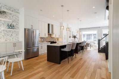 /international/ca/423-23-avenue-nw-calgary-alberta-310108371178/