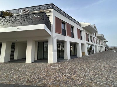 /international/ch/denges-vaud-310108318623/
