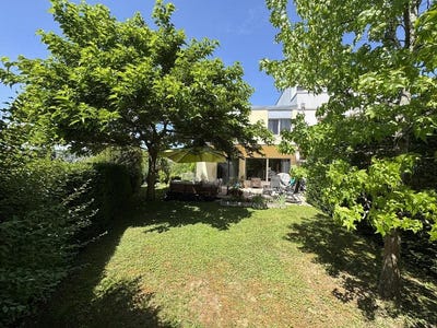 /international/ch/oberwil-bl-basel-landschaft-canton-310108828572/