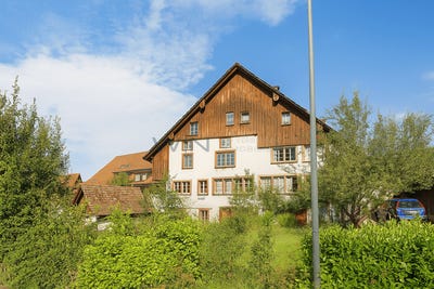 /international/ch/hausen-am-albis-zurich-310100786109/?lang=id