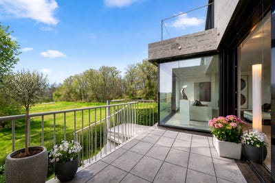 /international/ch/corsier-rive-gauche-corsier-ge-geneva-310108083181/