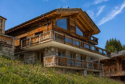 /international/ch/route-des-indivis-heremence-valais-310104334923/?lang=th