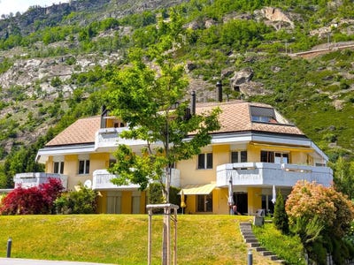 /international/ch/thermalbadstrasse-brig-valais-310108004265/