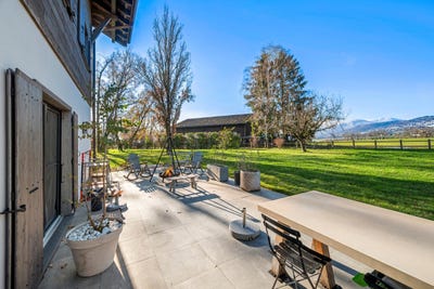 /international/ch/burtigny-village-burtigny-vaud-310108080880/