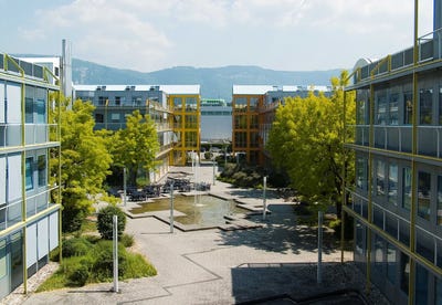 /international/ch/chemin-des-aulx-12-plan-les-ouates-geneva-310100575885/