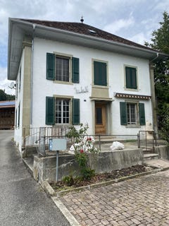 /international/ch/centre-village-avry-devant-pont-canton-of-fribourg-310101083253/?lang=it