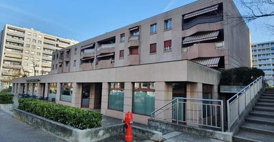 /international/ch/rue-de-la-calle-40-onex-geneva-310100787908/