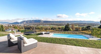 /international/ch/confignon-confignon-geneva-310103488748/
