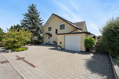 /international/ch/au-village-avry-sur-matran-canton-of-fribourg-310100909850/