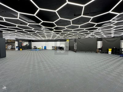 /international/ch/collombey-valais-310101206605/?lang=id