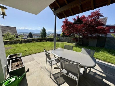 /international/ch/eschenbach-sg-st-gallen-canton-310108419623/