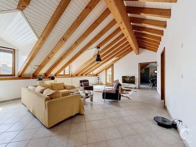 /international/ch/grand-rue-vufflens-la-ville-vaud-310108895647/