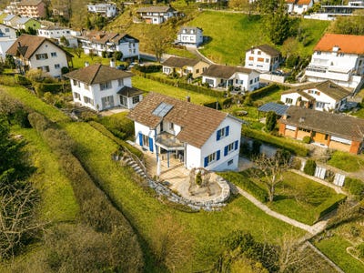 /international/ch/laufen-basel-landschaft-310106416138/