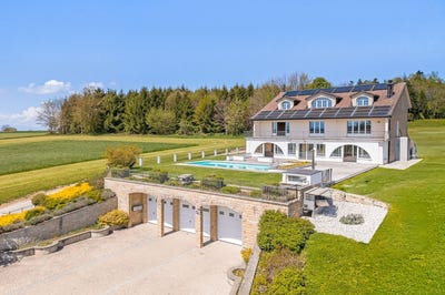/international/ch/siviriez-canton-of-fribourg-310108831173/