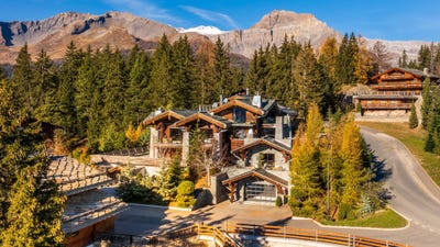 /international/ch/plan-mayens-crans-montana-valais-310098471406/