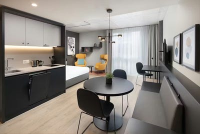/international/ch/thurgauerstrasse-opfikon-zurich-310094058655/