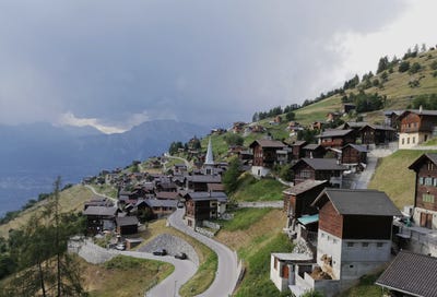 /international/ch/route-centrale-45-vernamiege-valais-310108401565/